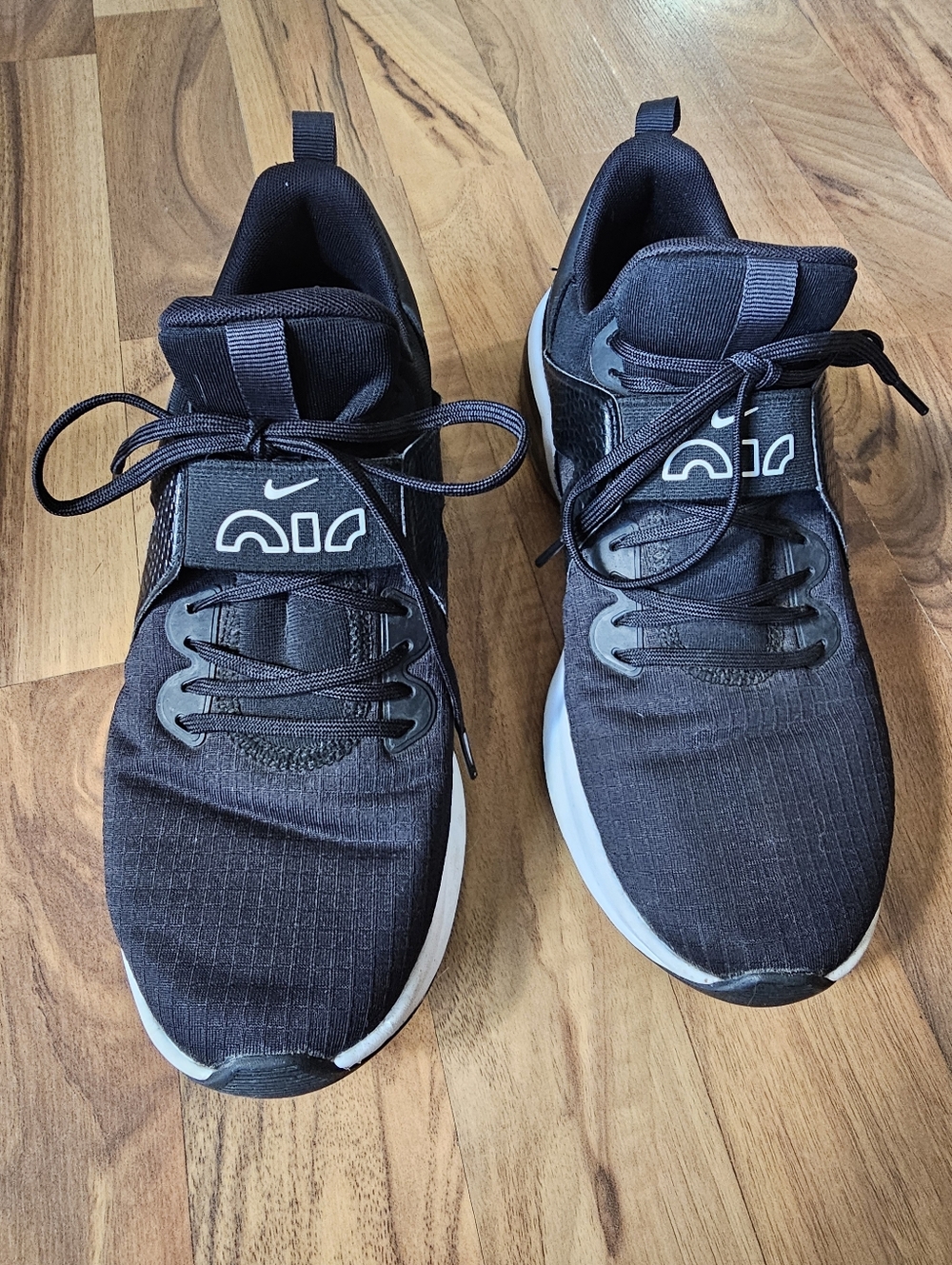 Nike Black and White Women’s Running Sneakers